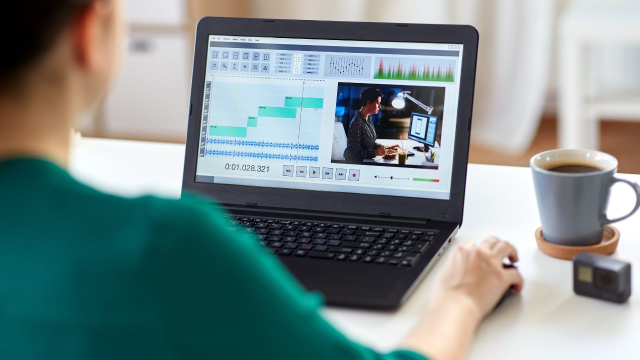 How To Become A Freelance Video Editor